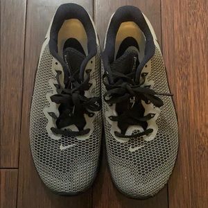 Nike Metcon 5 Shoes (Size 6)